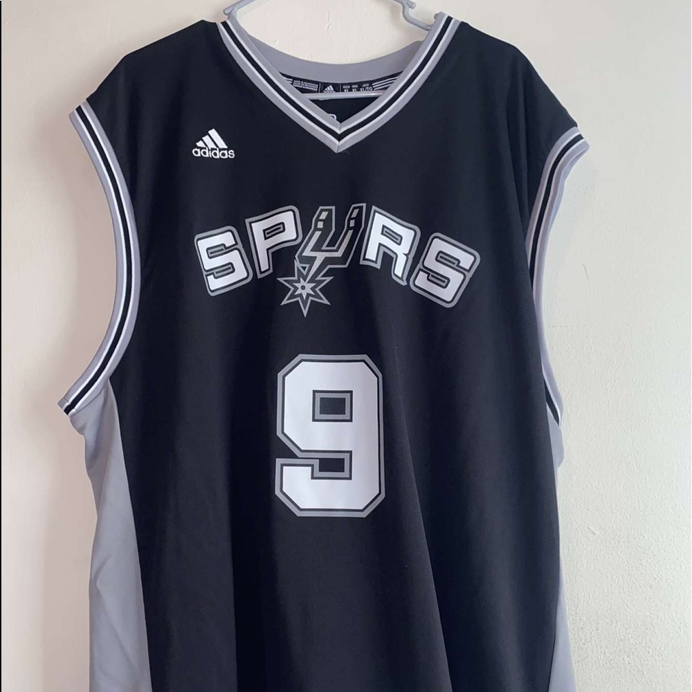 Like New XL Tony Parker Jersey